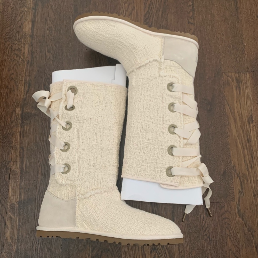 Ugg knit boots